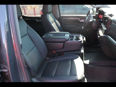 Used 2026 Chevrolet Silverado 1500 LT w/ Leather Package AWD/4WD image 6
