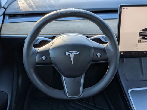 Used 2022 Tesla Model 3 Standard Range image 30