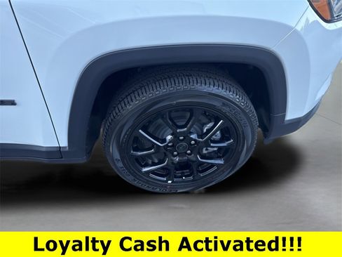 New 2026 Jeep Compass Latitude image 37