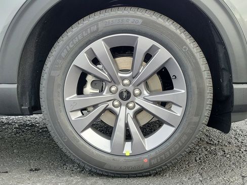 New 2026 Ford Explorer Active w/ Active Comfort Package image 9