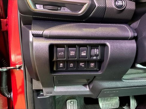 Used 2020 Subaru Forester Touring AWD/4WD image 17