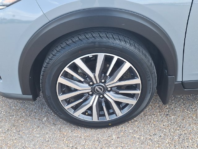 Certified 2024 Nissan Kicks SV FWD image 27