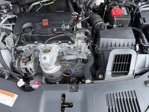 Used 2025 Honda HR-V LX image 8