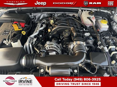 Certified 2024 Jeep Wrangler Sahara w/ Technology Group image 28