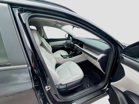 Used 2025 Hyundai Tucson SEL FWD image 29