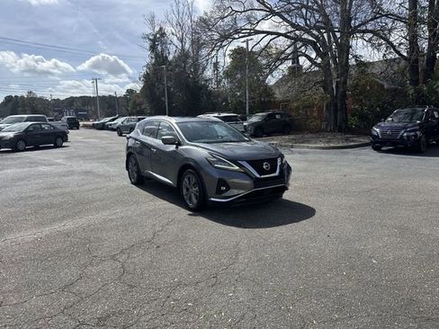 Used 2019 Nissan Murano Platinum image 3