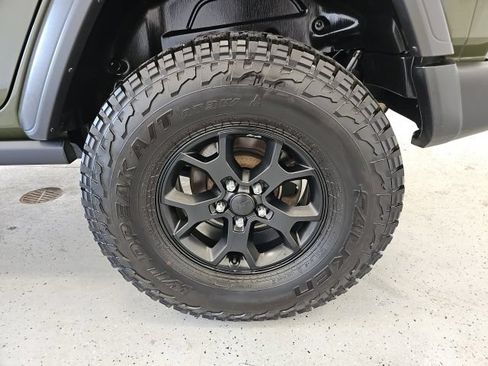 Used 2021 Jeep Wrangler Unlimited Sport AWD/4WD image 10