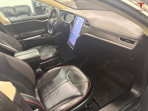 Used 2013 Tesla Model S Performance RWD image 21
