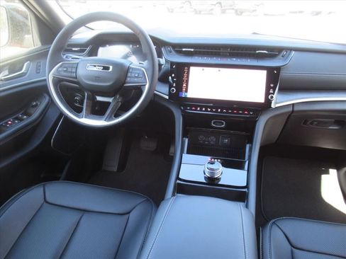 New 2026 Jeep Grand Cherokee L Limited RWD image 12
