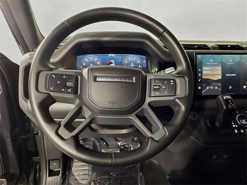 Certified 2022 Land Rover Defender 90 X image 12