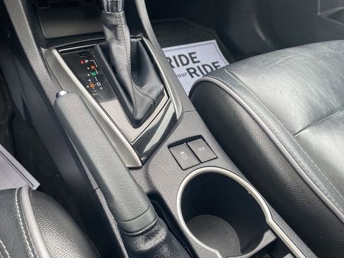 Used 2014 Toyota Corolla L image 22