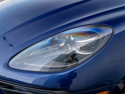 New 2026 Porsche Macan image 30