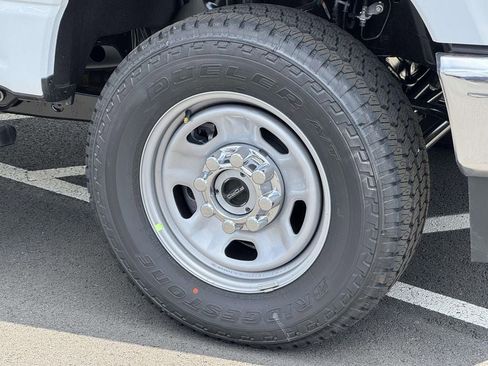 New 2026 Ford F350 XL w/ FX4 Off-Road Package AWD/4WD image 8