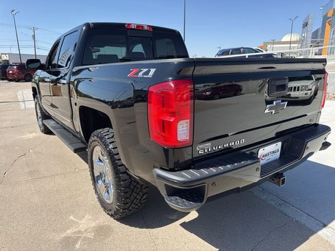 Used 2018 Chevrolet Silverado 1500 LTZ Z71 w/ LTZ Plus Package image 3