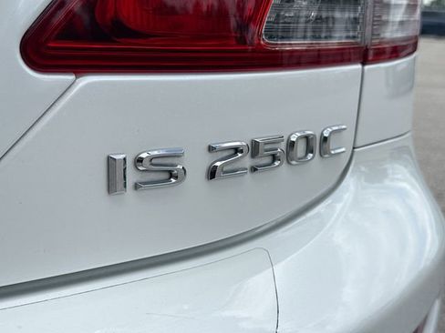 Used 2013 Lexus IS 250C RWD image 11
