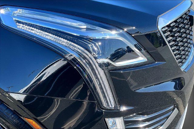 Used 2020 Cadillac XT5 Premium Luxury AWD/4WD image 29