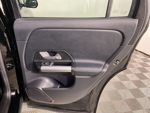 Used 2025 Mercedes-Benz GLA 250 image 22