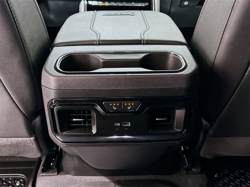 Used 2024 GMC Sierra 2500 AT4 w/ AT4 Premium Plus Package image 27