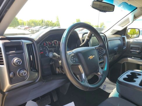 Used 2018 Chevrolet Silverado 1500 LT w/ All Star Edition AWD/4WD image 8