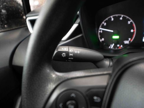 Used 2023 Toyota Corolla LE image 13