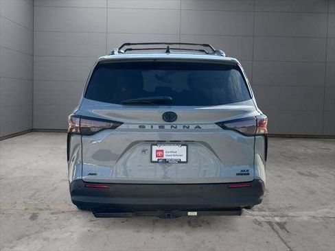 Certified 2024 Toyota Sienna XLE Woodland Edition AWD/4WD image 68