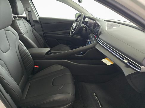 New 2026 Hyundai Elantra Limited FWD image 41