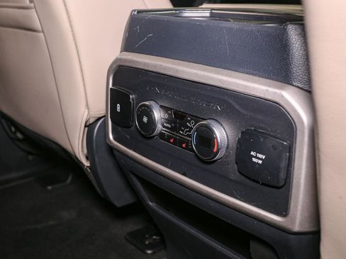 Used 2024 Ford Expedition Max Limited image 23