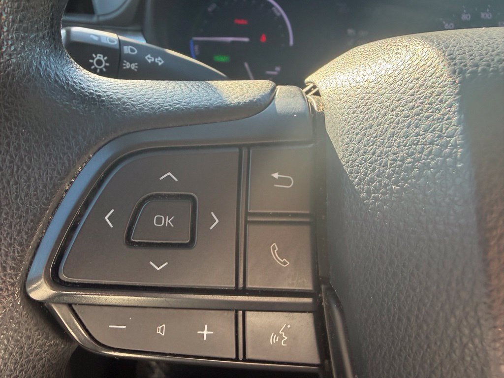 Used 2023 Toyota Sienna LE FWD image 20