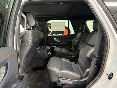 New 2026 Ford Expedition Tremor image 17