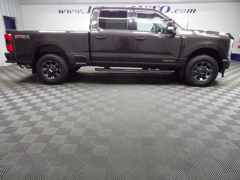 Used 2024 Ford F350 Lariat w/ Lariat Ultimate Package AWD/4WD image 2