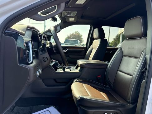 Certified 2025 GMC Sierra 1500 Denali w/ Denali Reserve Package AWD/4WD image 12