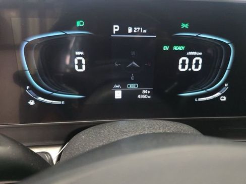 Used 2025 Kia Sportage X-Line AWD/4WD image 9