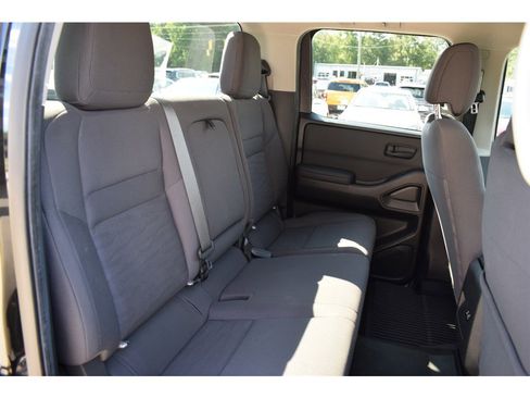 Used 2022 Nissan Frontier S w/ Technology Package image 18