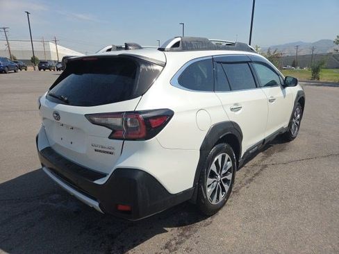 Used 2024 Subaru Outback Touring XT w/ Popular Package #2 AWD/4WD image 3