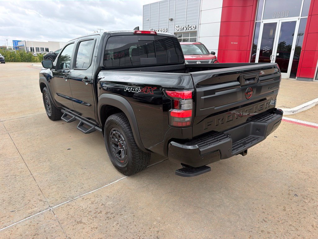 Used 2026 Nissan Frontier PRO-4X w/ Tow Package AWD/4WD image 3