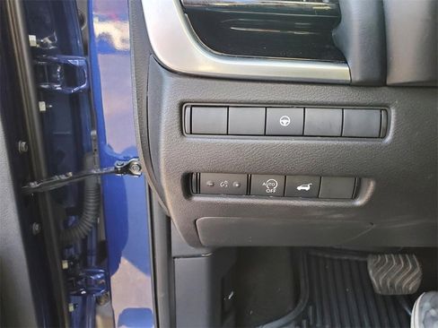 Certified 2023 Nissan Rogue SL w/ SL Premium Package image 21