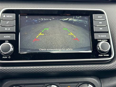 New 2025 Nissan Kicks Play S image 3