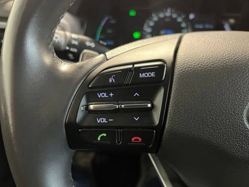 Used 2018 Hyundai Ioniq Limited FWD image 23