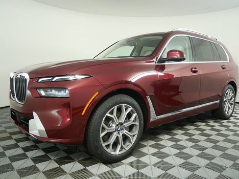 Used 2026 BMW X7 xDrive40i image 7