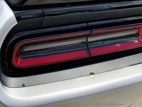 Used 2017 Dodge Challenger R/T Scat Pack RWD image 27