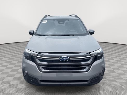 Used 2025 Subaru Forester Premium w/ Convenience Package #1 AWD/4WD image 11