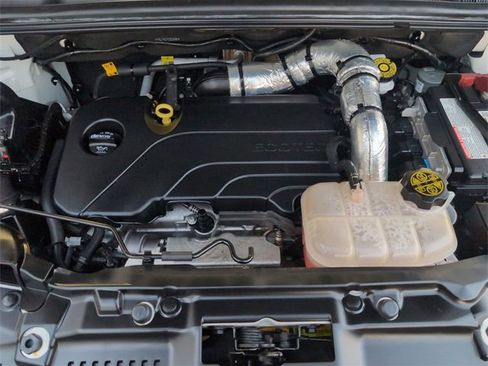 Certified 2022 Buick Encore Preferred image 27