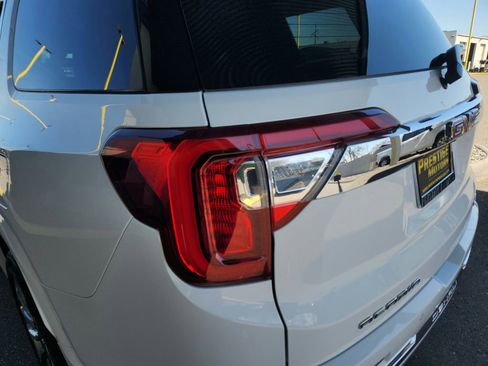 Used 2023 GMC Acadia Denali AWD/4WD image 27