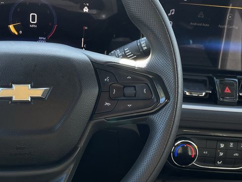 Used 2025 Chevrolet TrailBlazer LT image 14