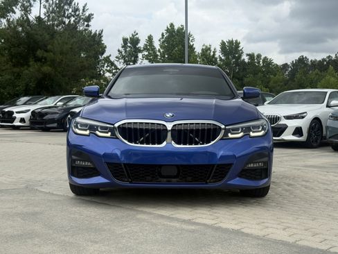 Used 2021 BMW 330i Sedan w/ M Sport Package RWD image 9