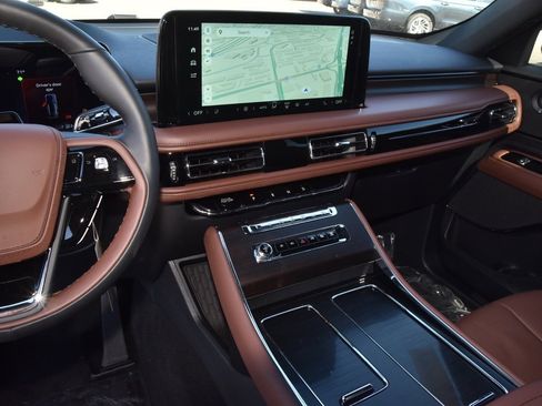 New 2026 Lincoln Aviator Reserve w/ Jet Appearance Package image 28