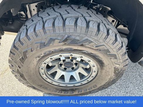 Used 2022 Ford F150 Raptor w/ Equipment Group 801A High AWD/4WD image 12