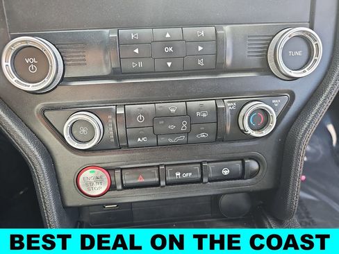Used 2022 Ford Mustang Coupe RWD image 20