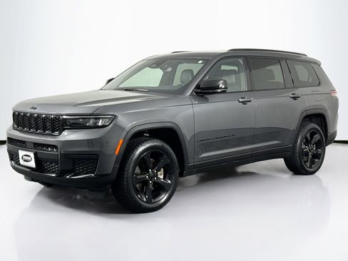 Used 2022 Jeep Grand Cherokee L Laredo image 6