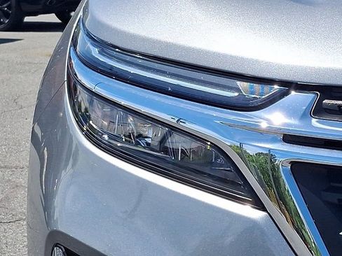 Certified 2023 Chevrolet Equinox LT AWD/4WD image 9